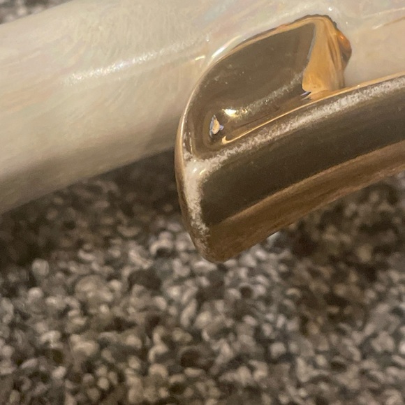 Pioneer Pottery Co Vintage Pearl Iridescent Vase 22k Coated Handles 6.5” - Picture 3 of 8